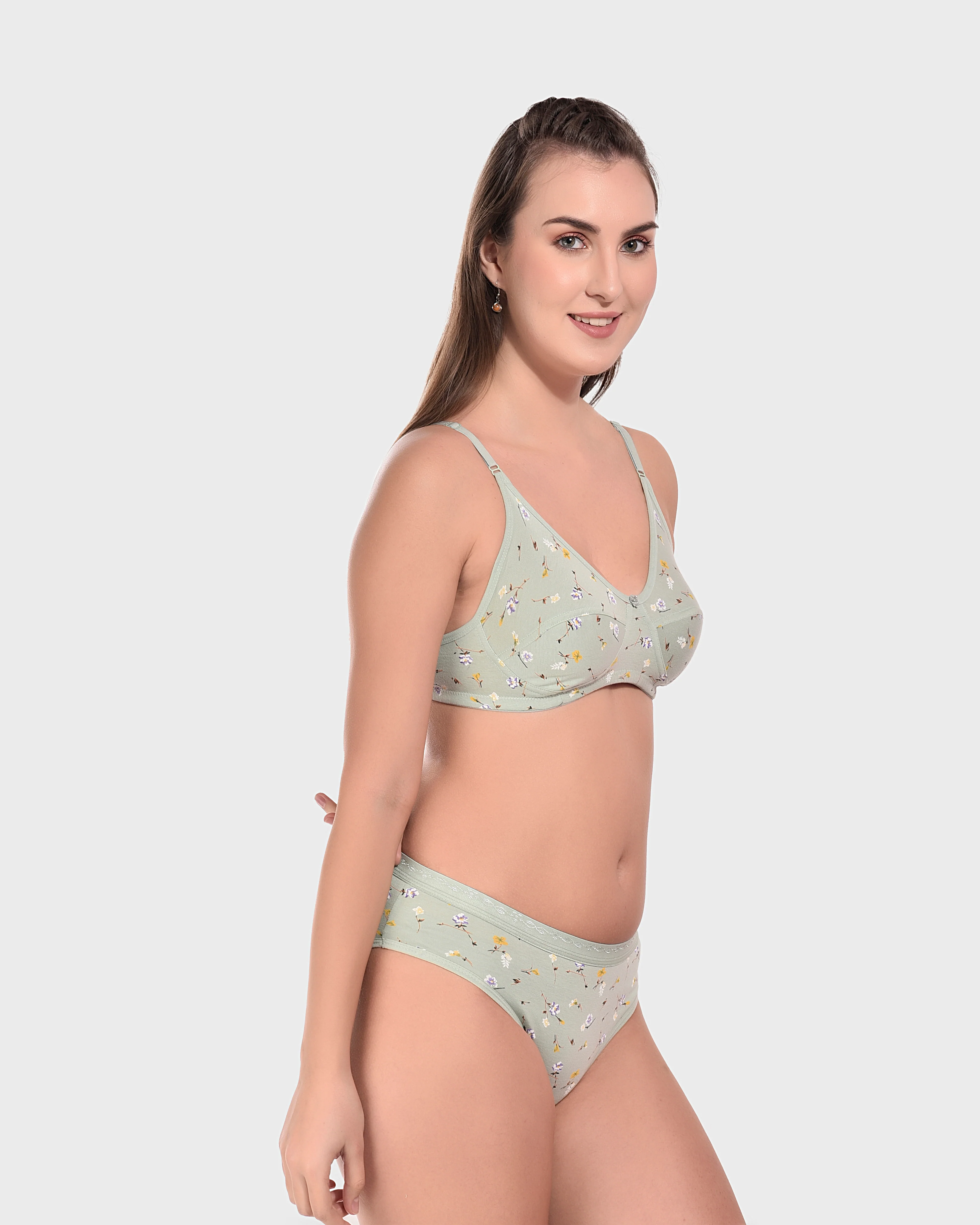 Bruchi Club Green Floral Bra Panty Set - Image 2