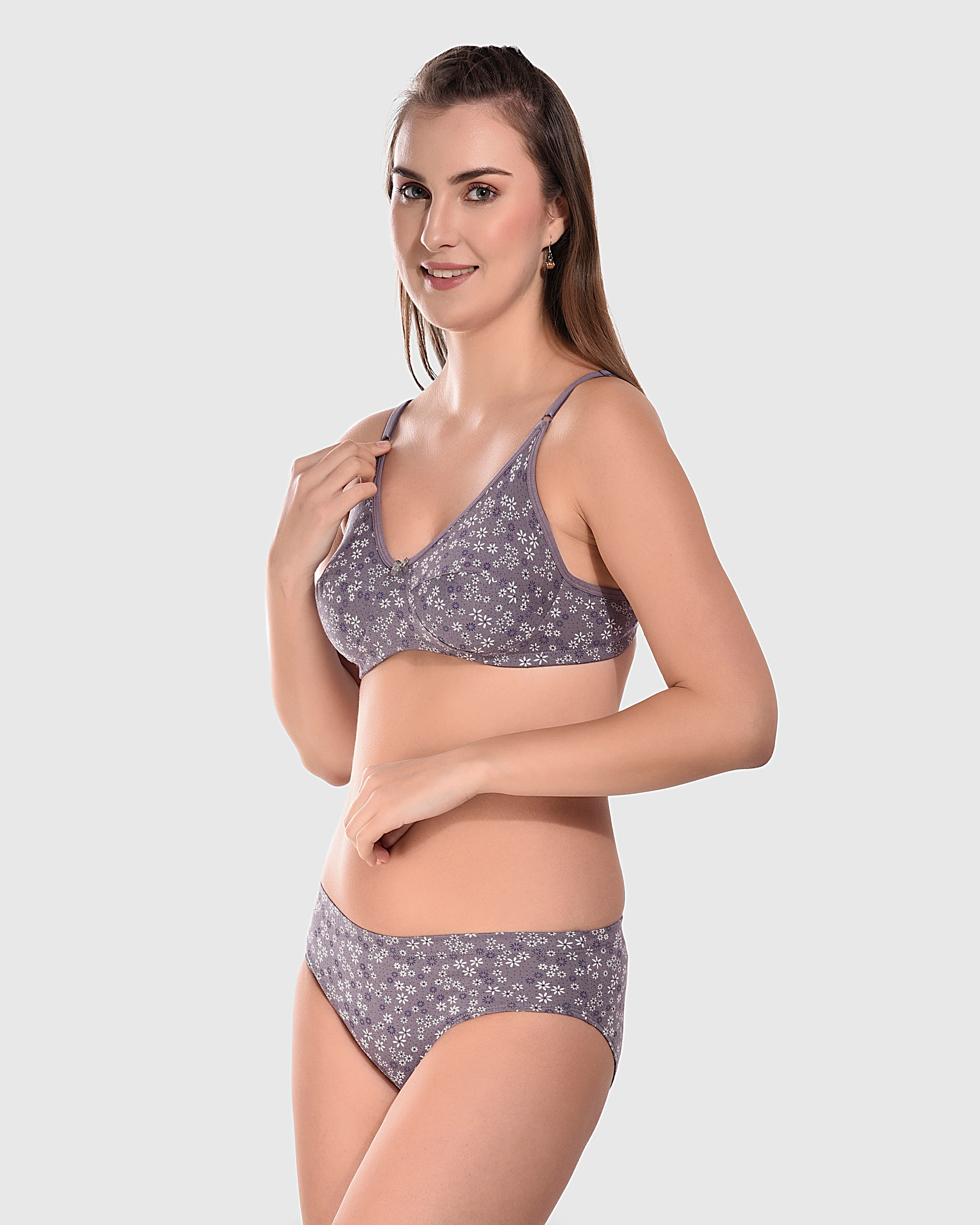Bruchi Club Non-Wired Full Coverage Bra With Hipster Panty - Image 4